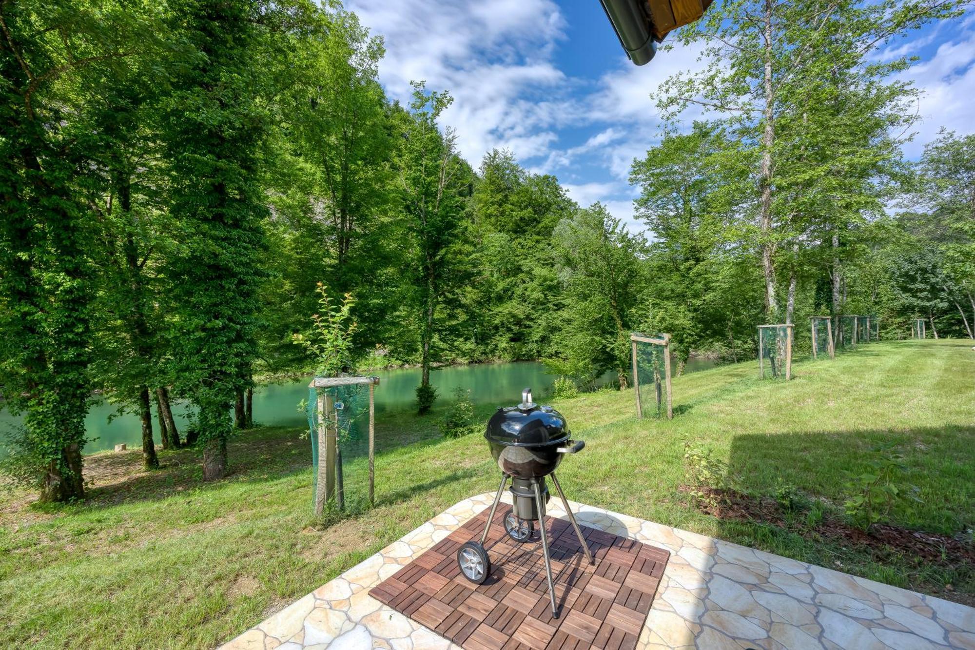 Resort Stari Malni, Osilnica - Vacation Houses Stari Malni Εξωτερικό φωτογραφία